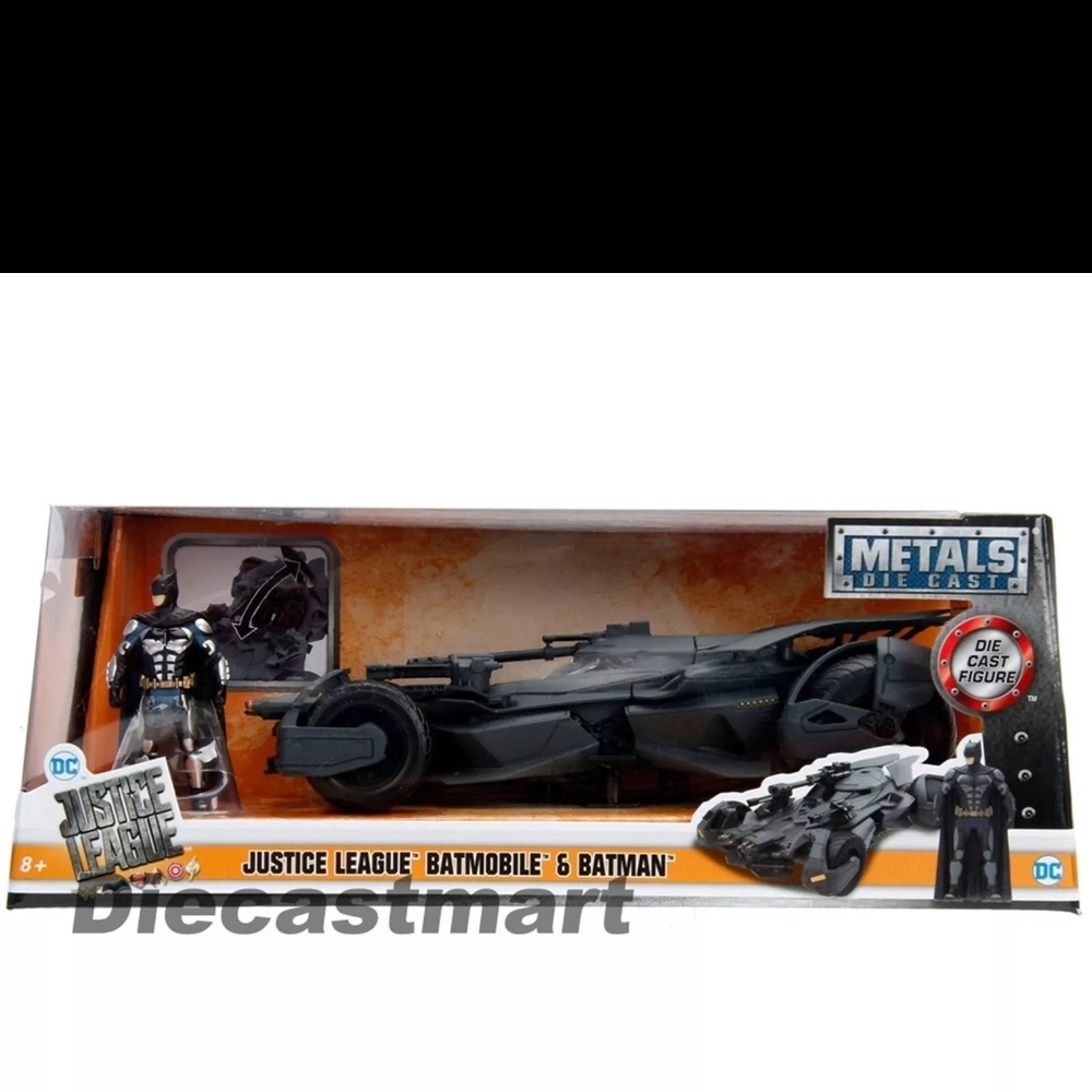 JADA 1:24 BATMAN JUSTICE LEAGUE BATMOBILE WITH DIECAST BATMAN FIGURE MODEL 99232